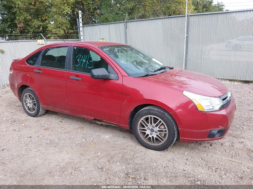2011 FORD FOCU SE | 1FAHP3FN8BW101473 | UPCARS