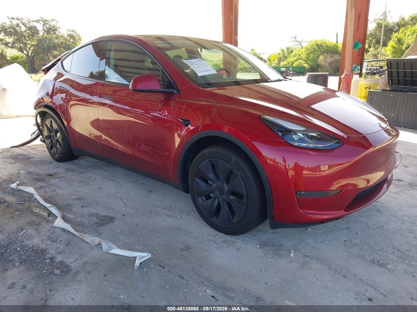 2025 TESLA MODEL Y LONG RANGE DUAL MOTOR REAR-WHEEL DRIVE | 7SAYGDED2SA375359 | UPCARS