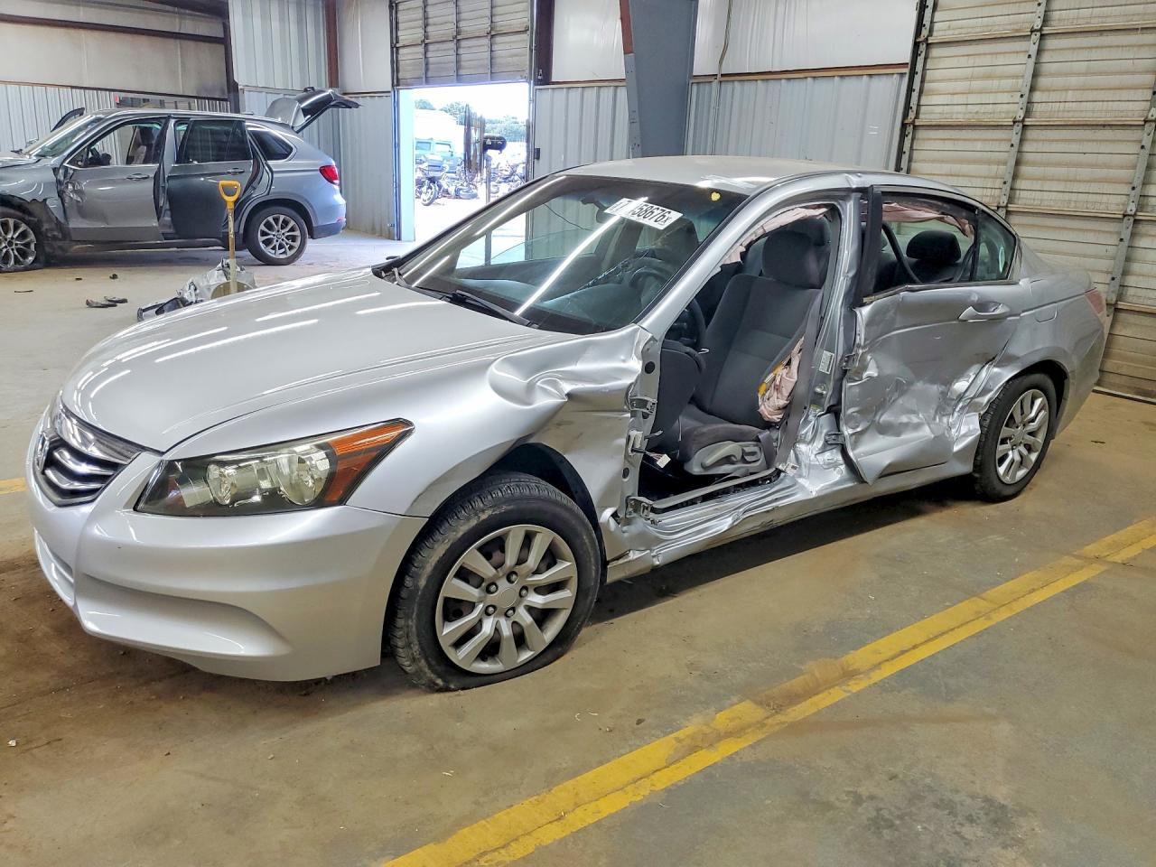 2011 HONDA ACCORD LX | 1HGCP2F38BA147641 | UPCARS