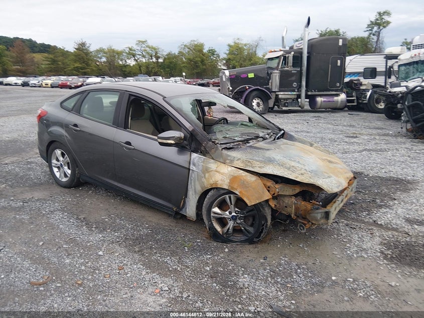 2014 FORD FOCU SE | 1FADP3F28EL376013 | UPCARS