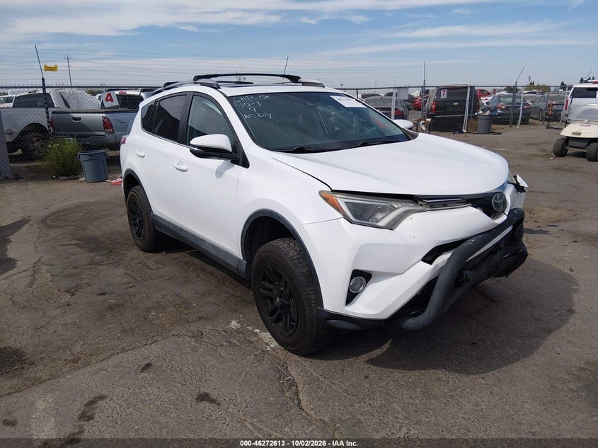 2018 TOYOTA RAV4 XLE | 2T3RFREVXJW789351 | UPCARS