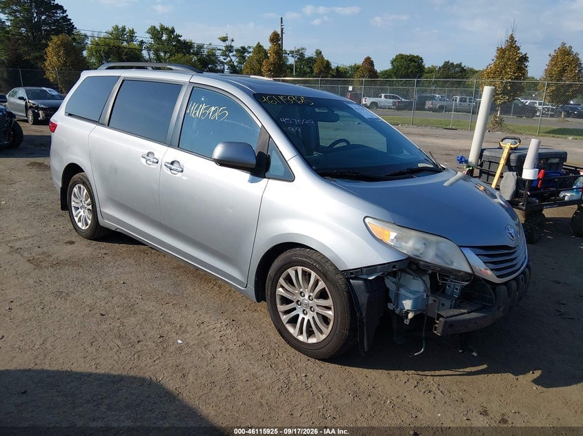 2015 TOYOTA SIENNA XLE 8 PASSENGER | 5TDYK3DC8FS590201 | UPCARS