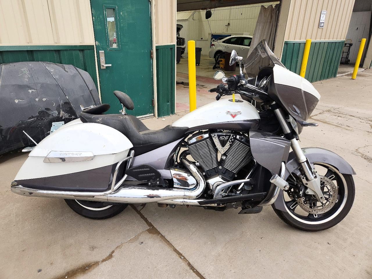 2016 VICTORY MOTORCYCLES MOTORCYCLE TOUR | 5VPTW36N4G3047770 | UPCARS