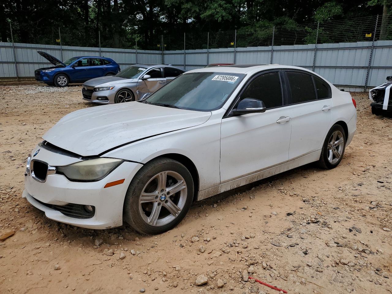 2013 BMW 3 SERIES I | WBA3A5C58DF600148 | UPCARS