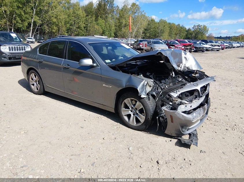 2013 BMW 528I XDRIVE | WBAXH5C54DDW11883 | UPCARS