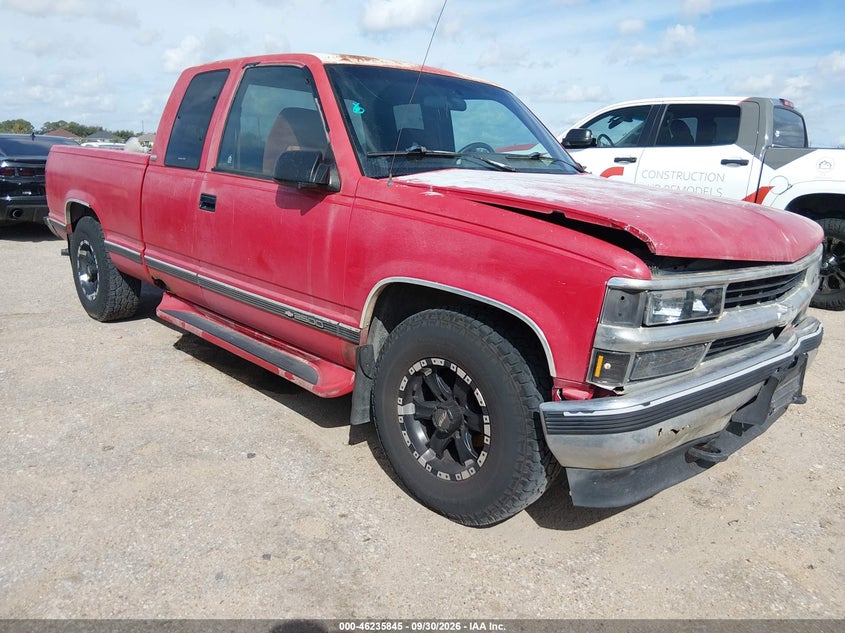1994 CHEVROLET GMT-400 C2500 | 2GCFC29K6R1257229 | UPCARS