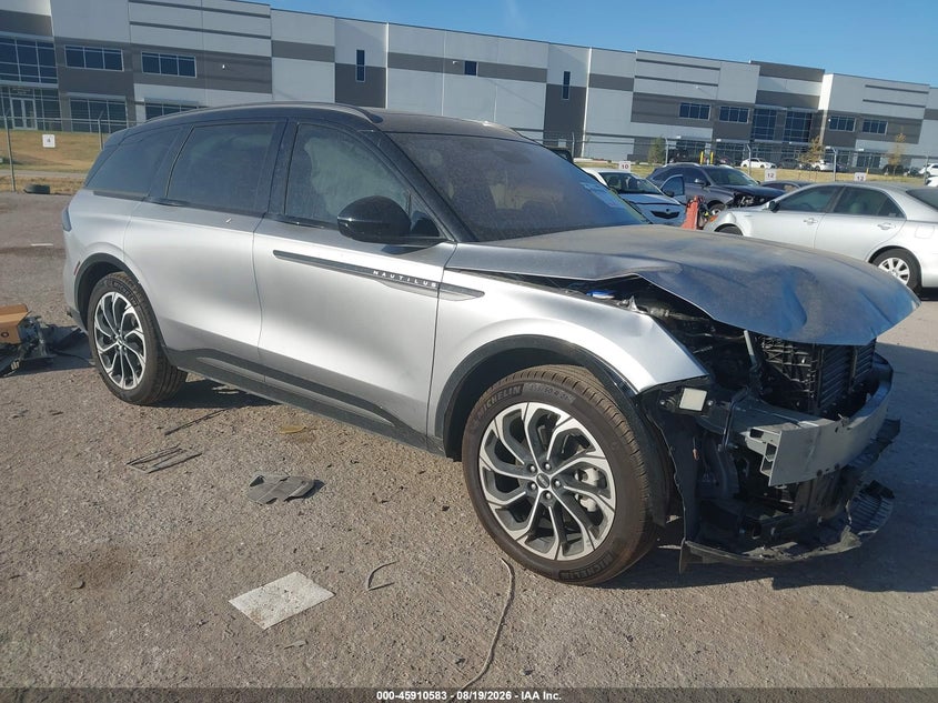 2025 LINCOLN NAUTILUS RESERVE | 5LMPJ8KA4SJ895515 | UPCARS