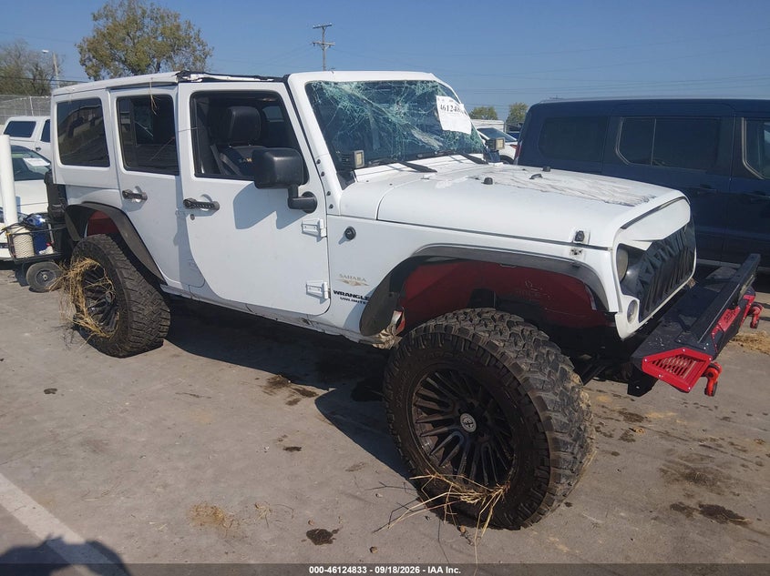 2015 JEEP WRANGLER UNLIMITED SAHARA | 1C4BJWEG2FL610360 | UPCARS