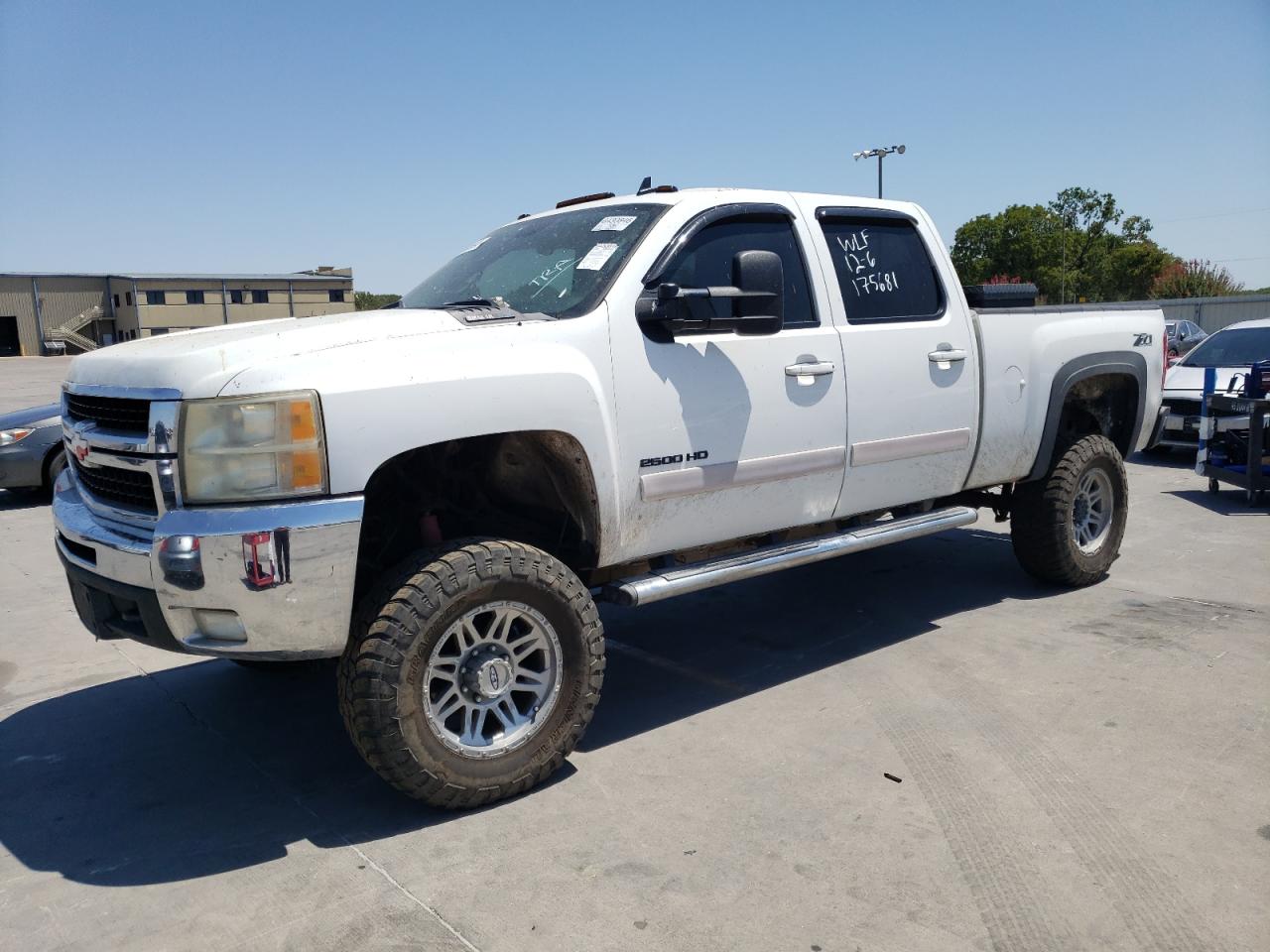 2008 CHEVROLET SILVERADO K2500 HEAVY DUTY | 1GCHK236X8F175681 | UPCARS