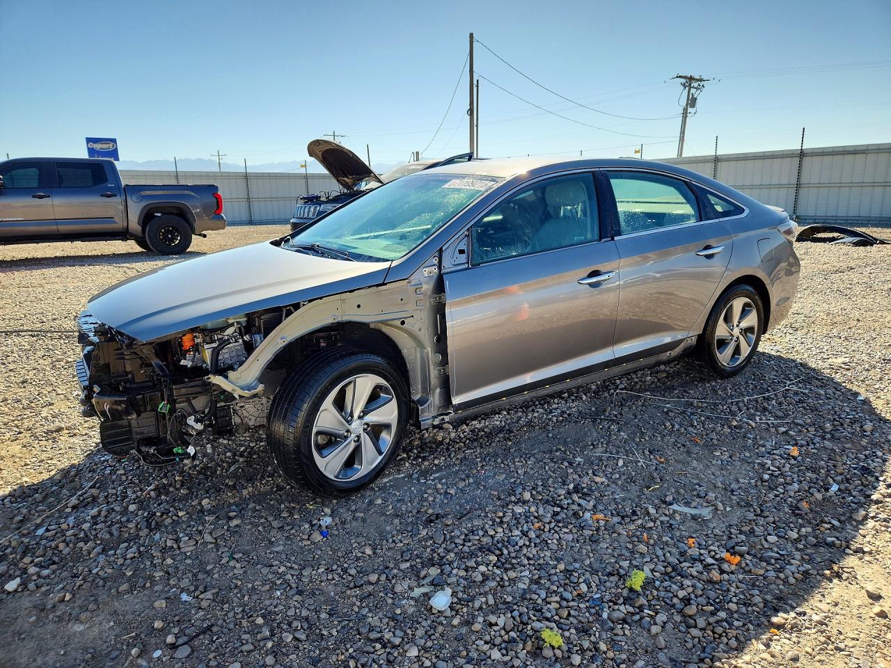 2017 HYUNDAI SONATA LIMITED | KMHE34L37HA067092 | UPCARS