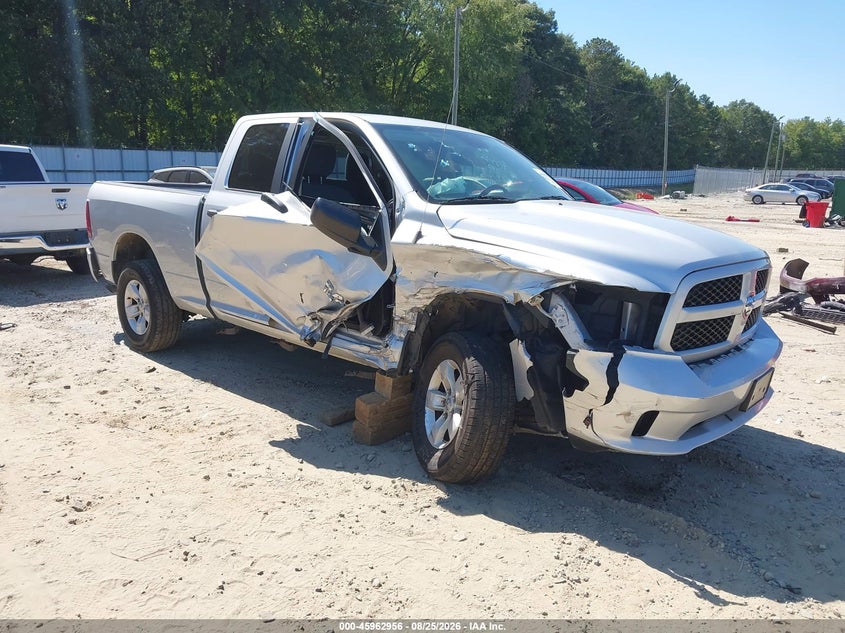2018 RAM 1500 EXPRESS  4X4 6'4 BOX | 1C6RR7FG0JS246716 | UPCARS