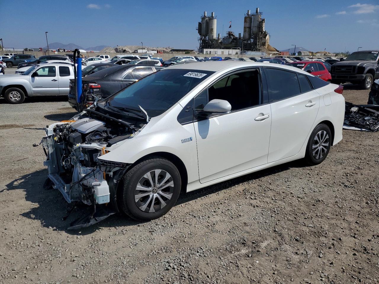 2020 TOYOTA PRIUS XLE | JTDKARFPXL3160758 | UPCARS