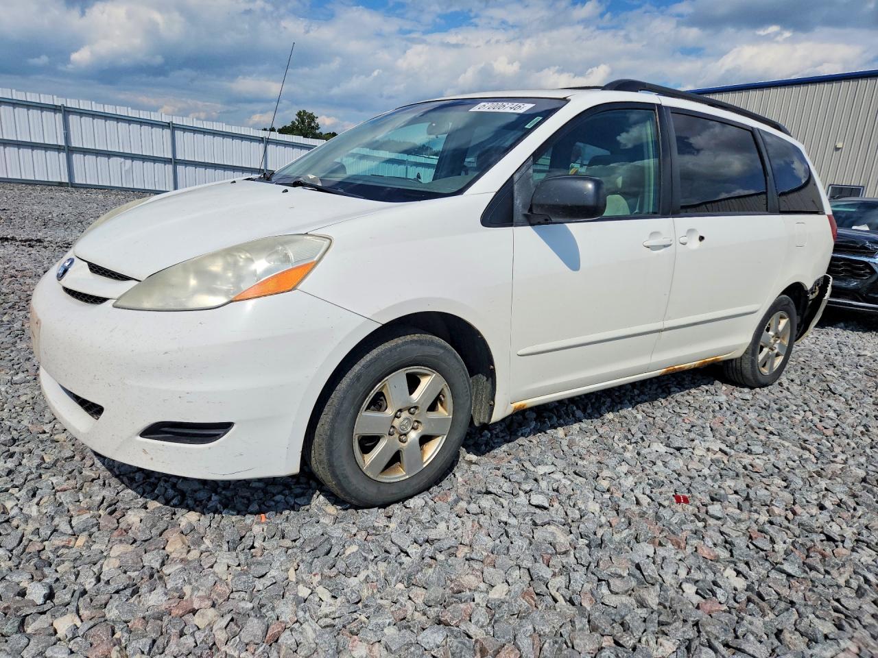 2008 TOYOTA SIENNA LE 8-PASSENGER | 5TDZK23C18S220811 | UPCARS