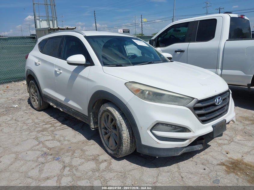 2016 HYUNDAI TUCSON SE | KM8J33A42GU089356 | UPCARS