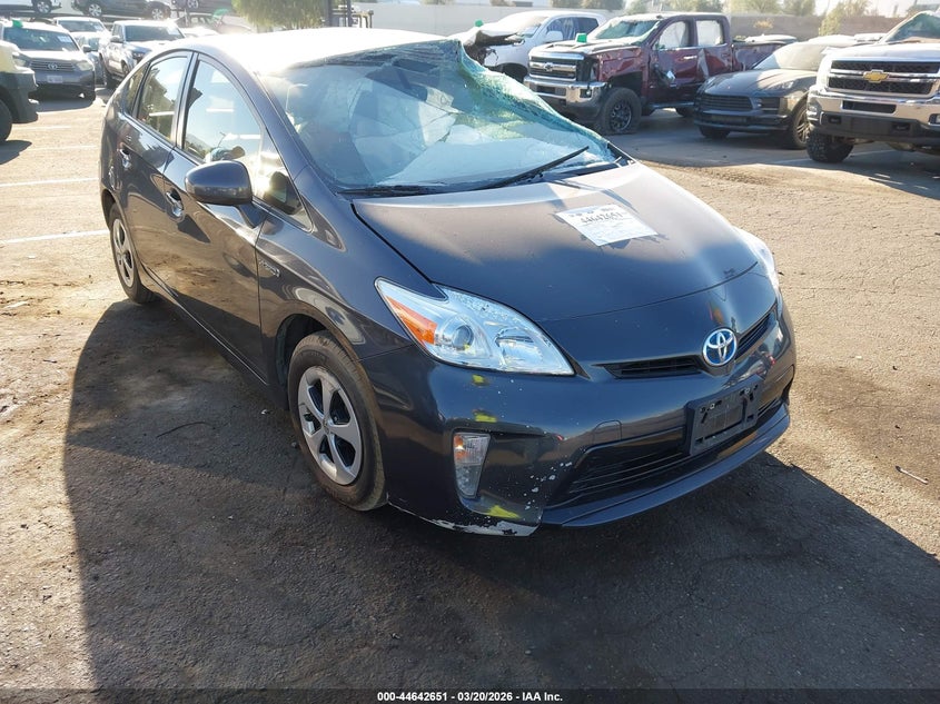 2015 TOYOTA PRIUS TWO | JTDKN3DU9F2003730 | UPCARS