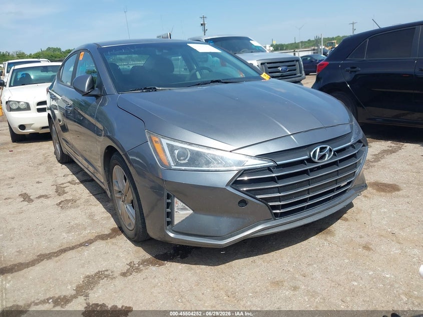 2019 HYUNDAI ELANTRA SEL | 5NPD84LF7KH458044 | UPCARS