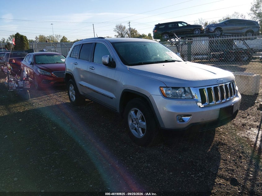 2013 JEEP GRAND CHEROKEE LAREDO | 1C4RJFAG3DC640775 | UPCARS