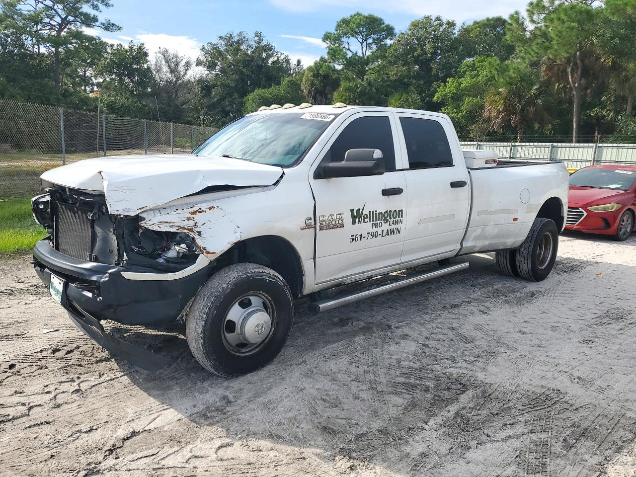 2018 RAM 3500 ST | 3C63RRGLXJG311043 | UPCARS