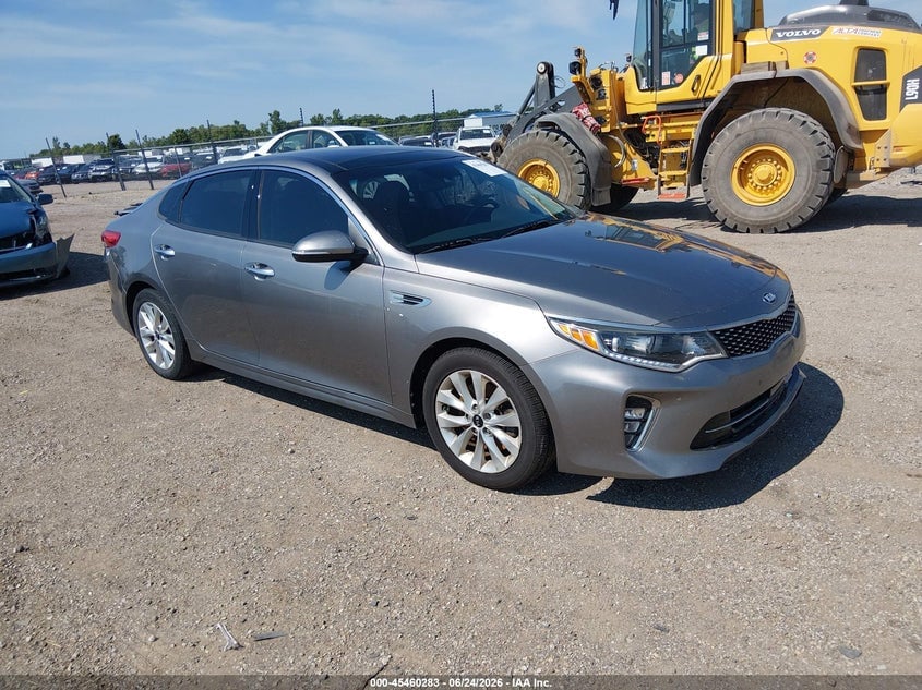 2018 KIA OPTIMA EX | 5XXGU4L39JG223721 | UPCARS