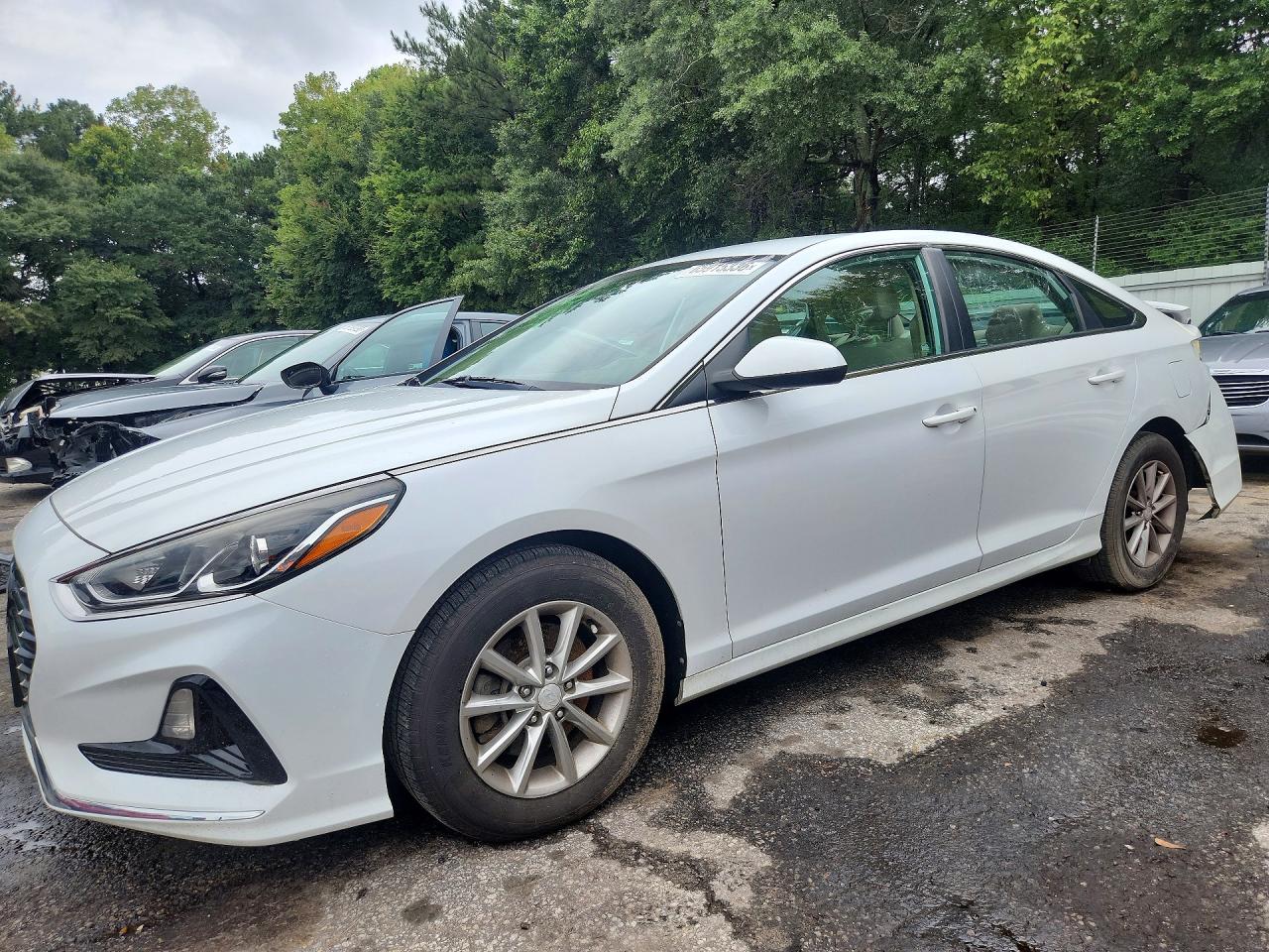 2018 HYUNDAI SONATA SE | 5NPE24AF1JH690534 | UPCARS