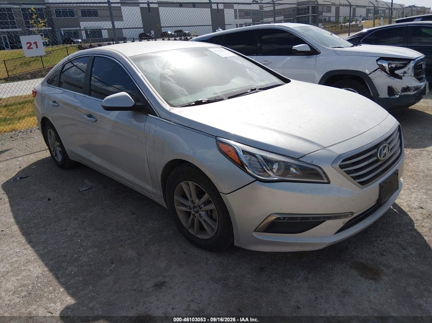 2015 HYUNDAI SONATA SE | 5NPE24AF0FH001493 | UPCARS
