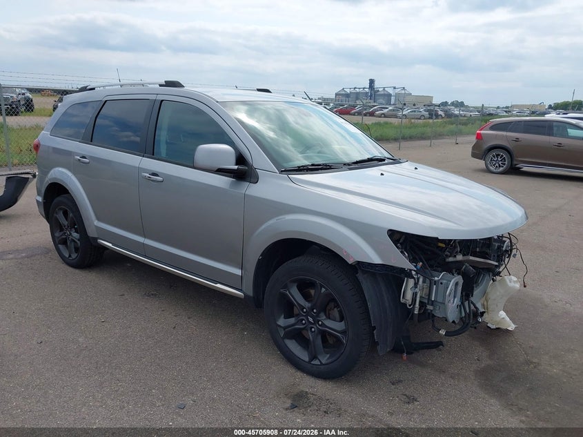 2019 DODGE JOURNEY CROSSROAD AWD | 3C4PDDGG3KT794916 | UPCARS