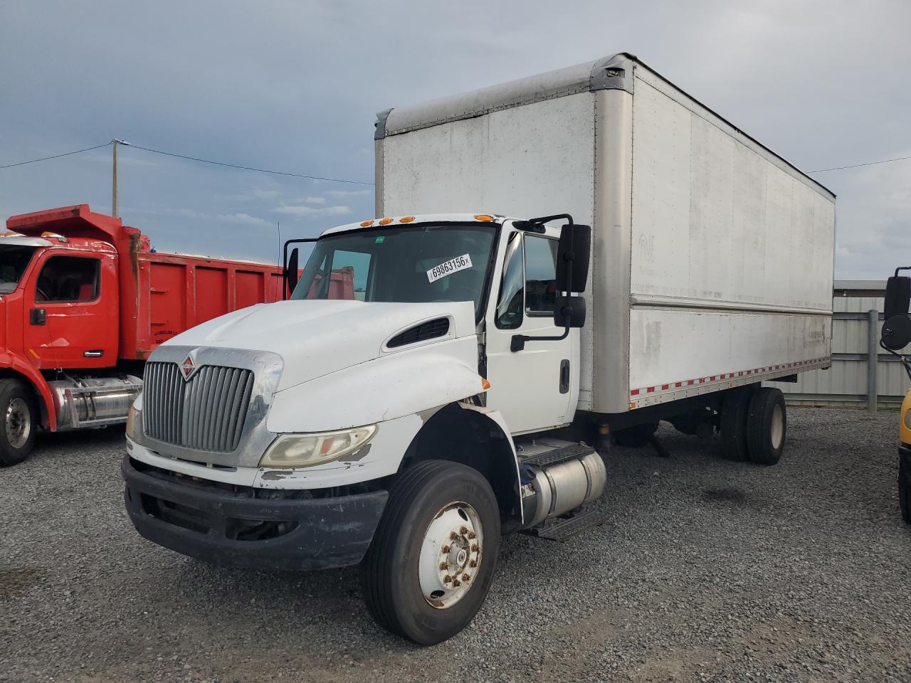 2018 INTERNATIONAL 4000 SERIE 4300 BOX TRUCK | 1HTMMMML7JH462479 | UPCARS