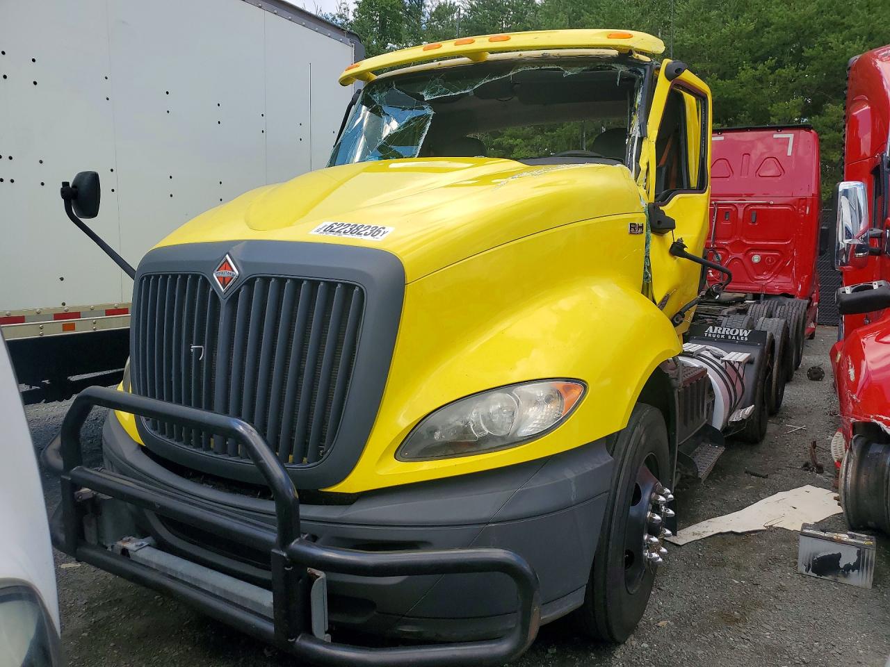 2019 INTERNATIONAL RH613 SEMI TRUCK | 3HSDWTZR9KN308689 | UPCARS