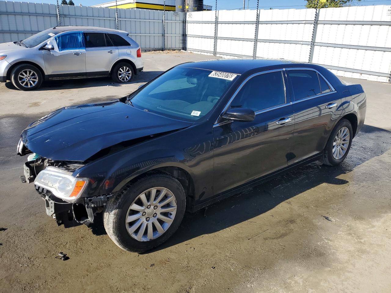 2014 CHRYSLER 300 | 2C3CCAAGXEH276117 | UPCARS