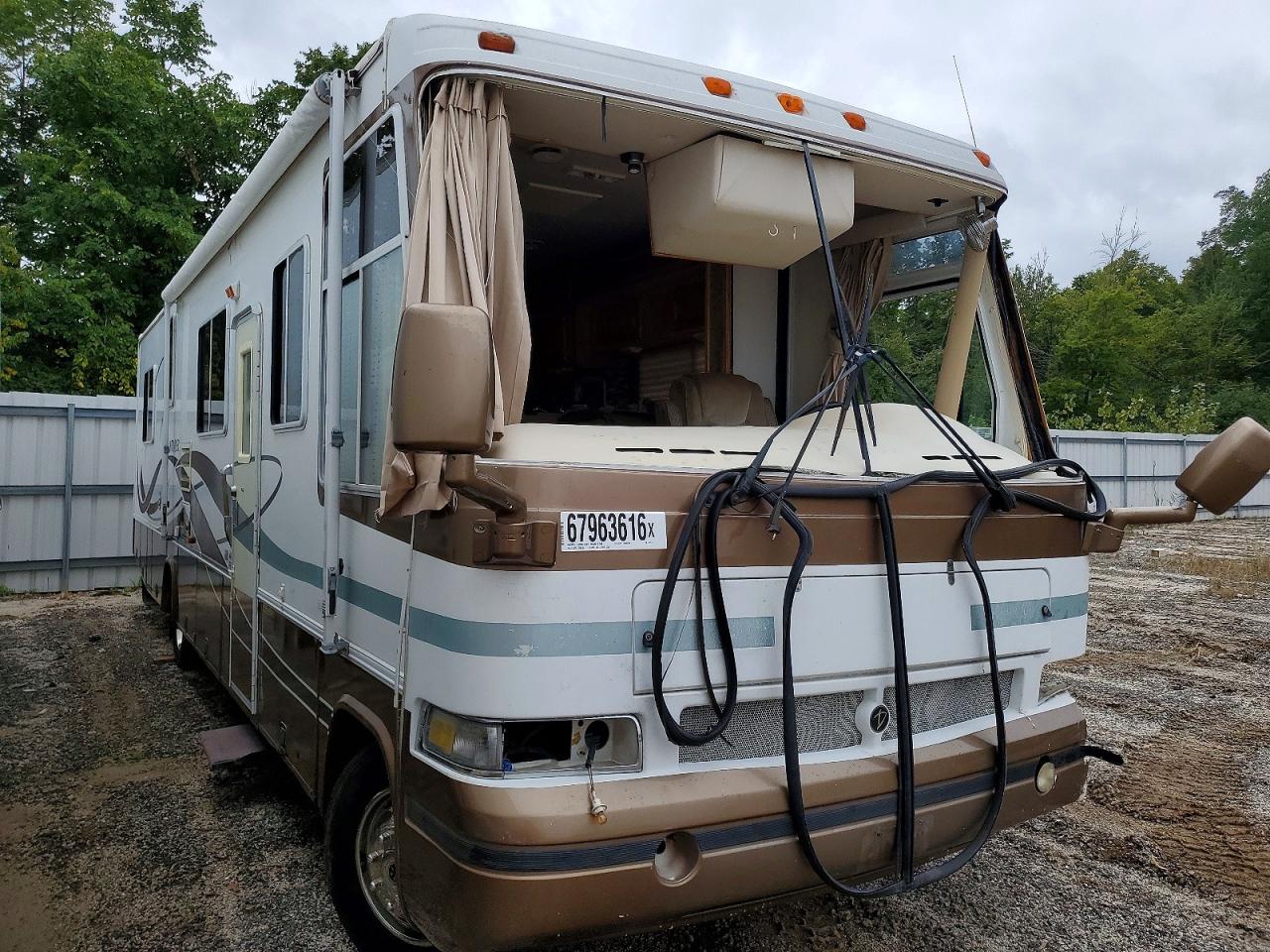 1999 UNKNOWN UNKNOWN WTRUDER RV | 3FCNF53S5XJA28772 | UPCARS