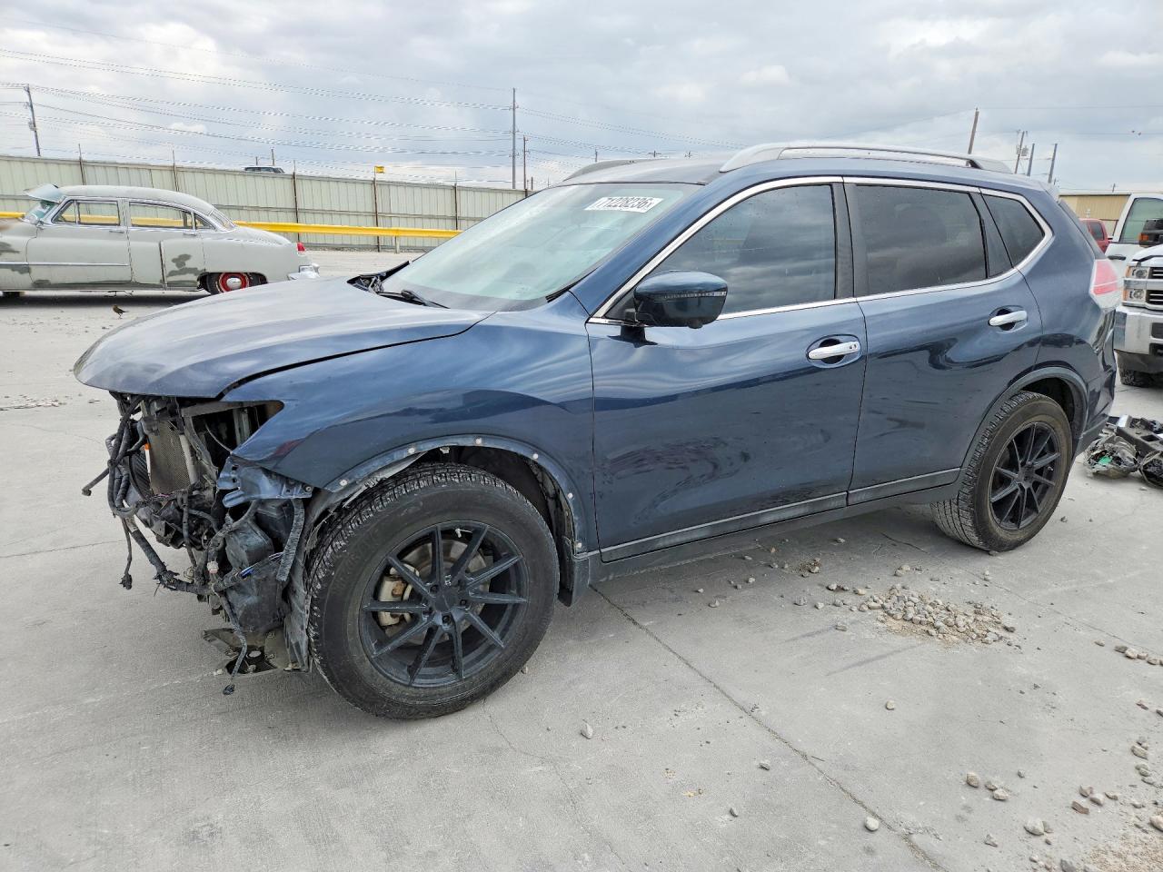 2016 NISSAN ROGUE SV | 5N1AT2MM5GC798083 | UPCARS