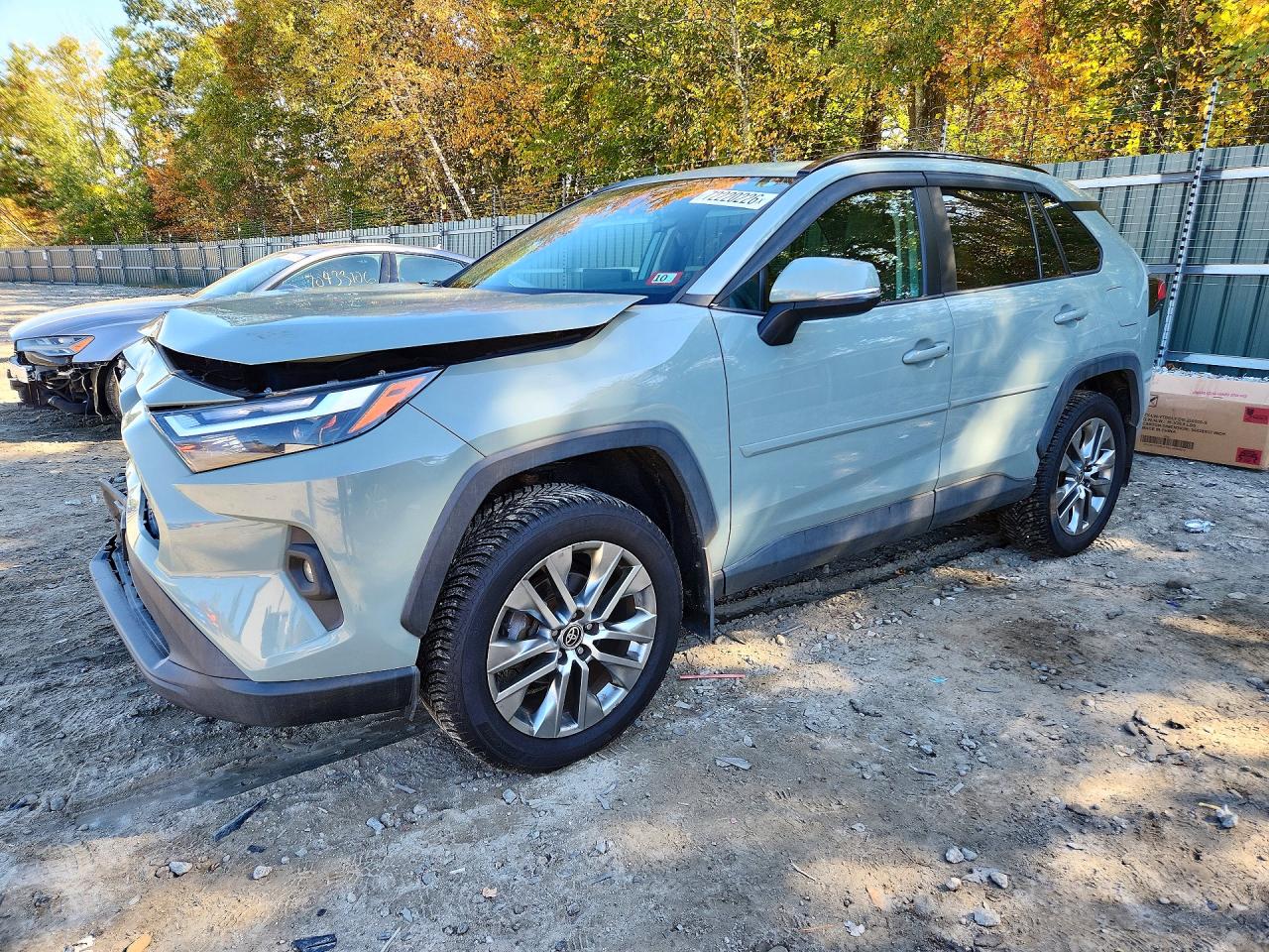 2022 TOYOTA RAV4 XLE PREMIUM | 2T3A1RFV5NW313573 | UPCARS
