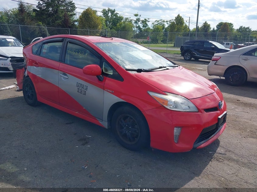 2015 TOYOTA PRIUS TWO | JTDKN3DU0F1895386 | UPCARS