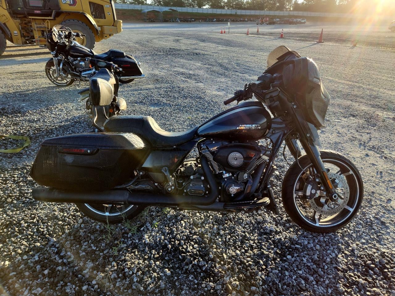 2025 HARLEY-DAVIDSON FL | 1HD1KB719SB632915 | UPCARS