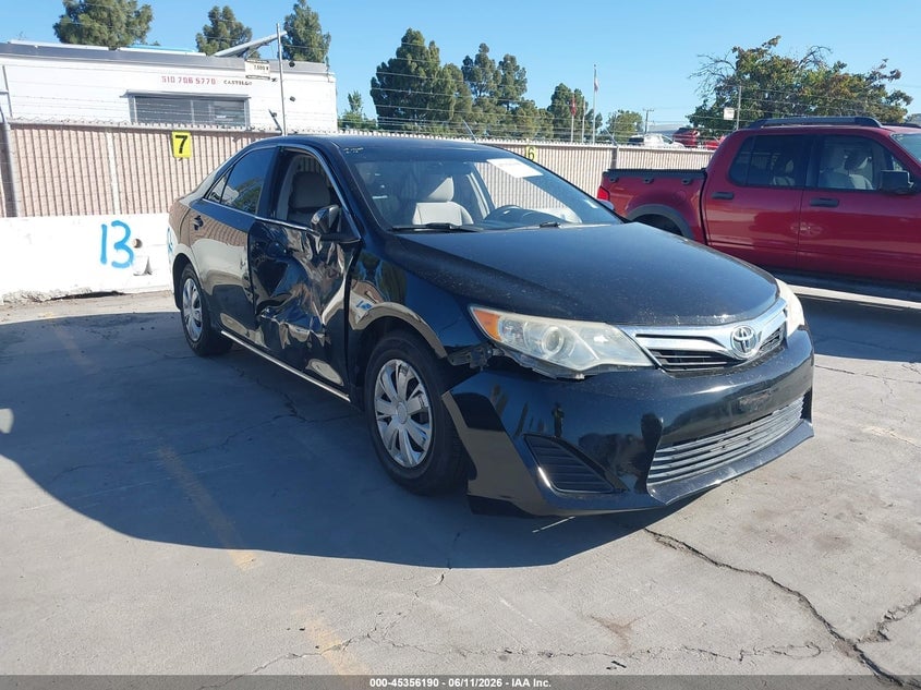 2014 TOYOTA CAMRY LE | 4T4BF1FK2ER351032 | UPCARS