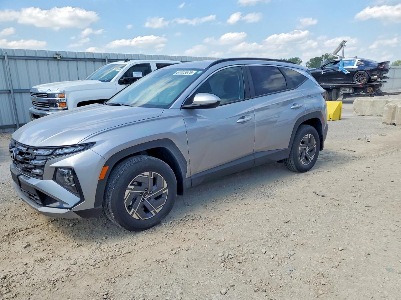 2025 HYUNDAI TUCSON BLUE | KM8JBDD13SU346608 | UPCARS