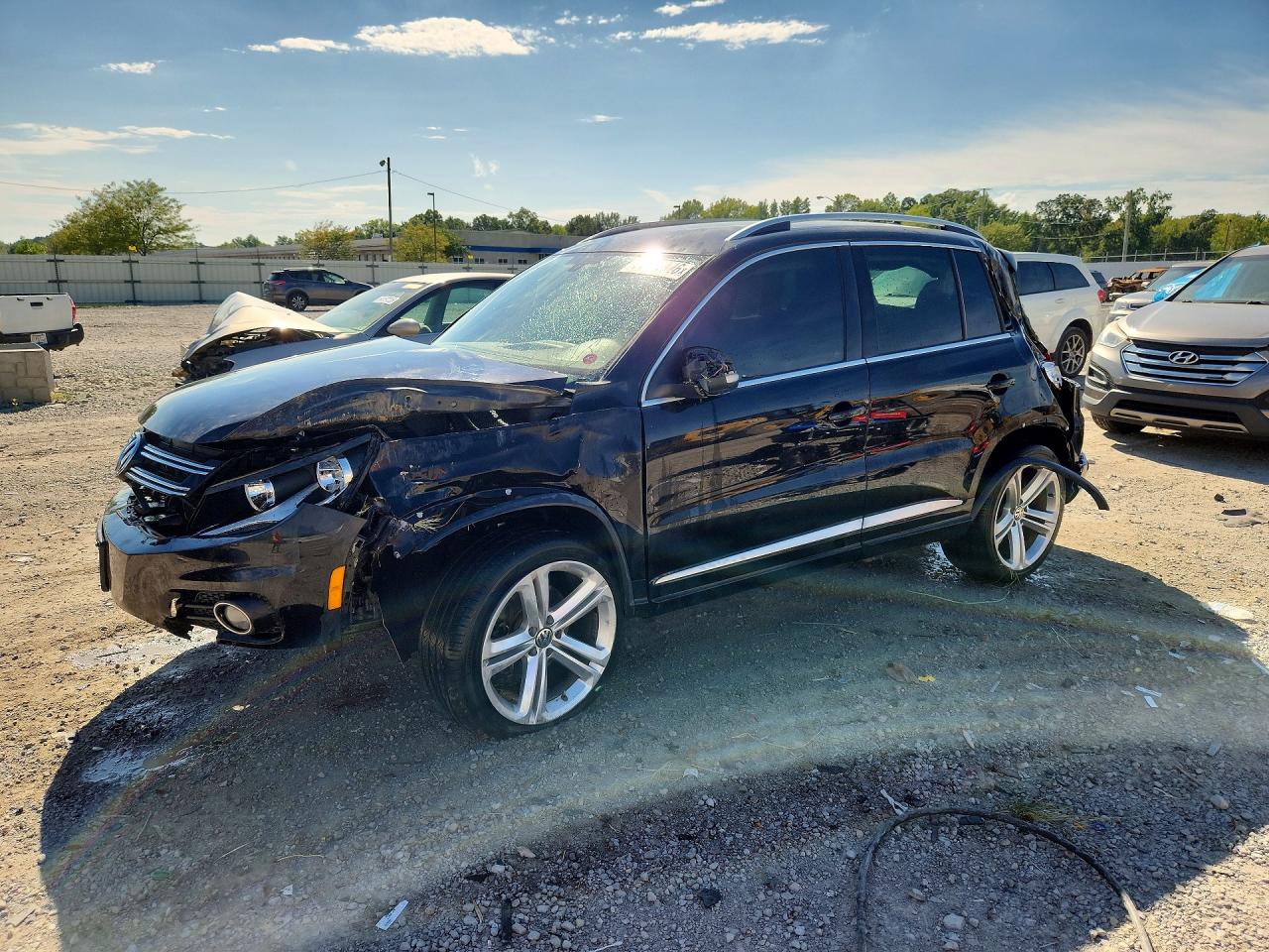 2016 VOLKSWAGEN TIGUAN S | WVGBV7AX9GW011922 | UPCARS