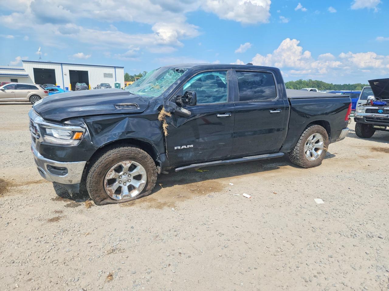 2019 RAM 1500 BIG HORN/LONE STAR | 1C6SRFFT6KN529663 | UPCARS