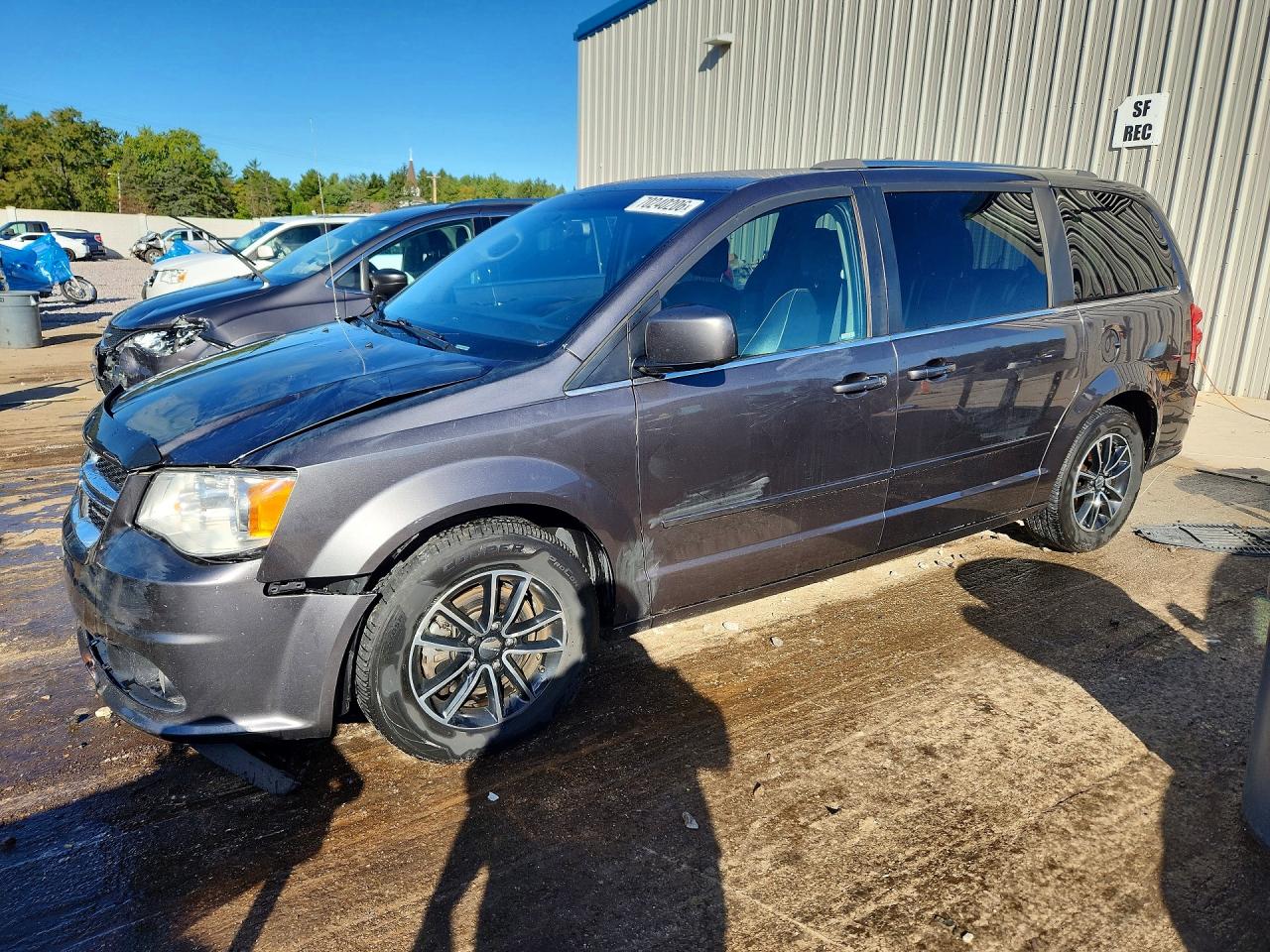 2017 DODGE CARAVAN SXT | 2C4RDGCG3HR818157 | UPCARS