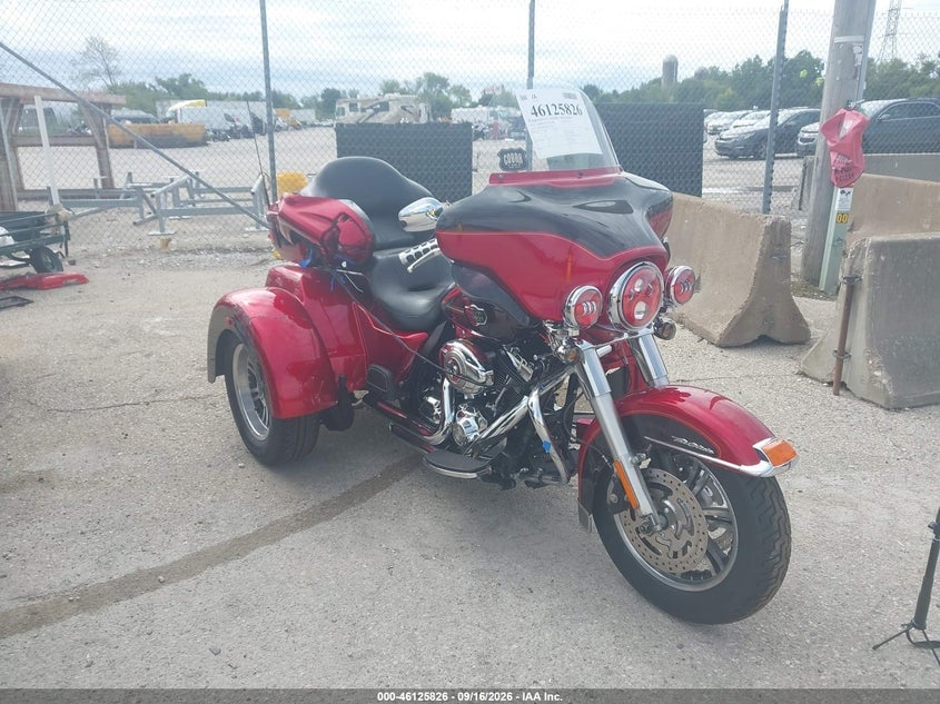 2012 HARLEY-DAVIDSON FLHTCUTG TRI GLIDE ULTRA CLASSIC | 1HD1MAM19CB853506 | UPCARS