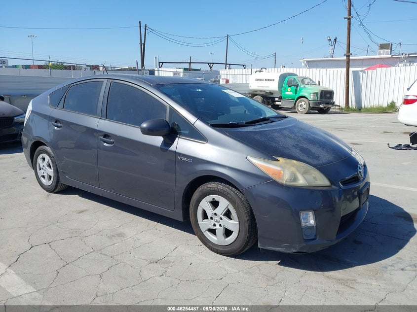 2011 TOYOTA PRIUS FOUR | JTDKN3DUXB1403392 | UPCARS