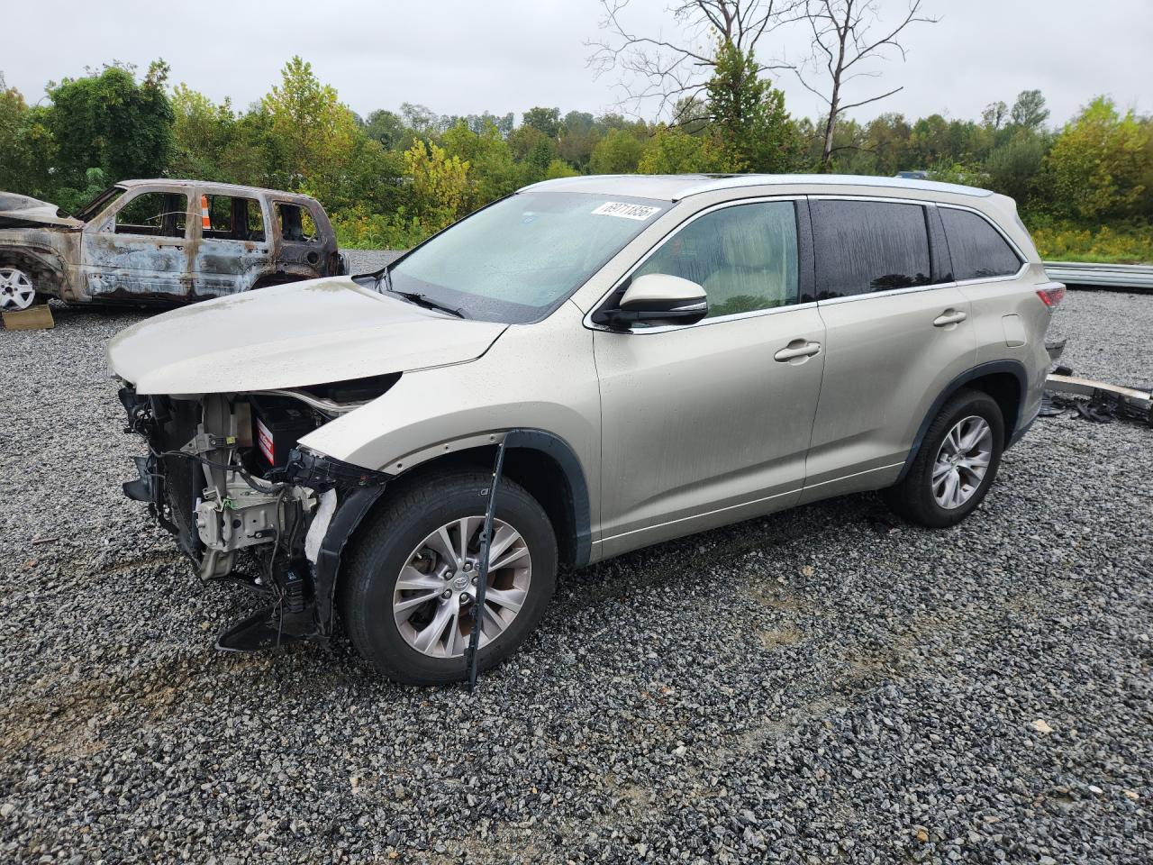 2015 TOYOTA HIGHLANDER XLE | 5TDKKRFH5FS084293 | UPCARS