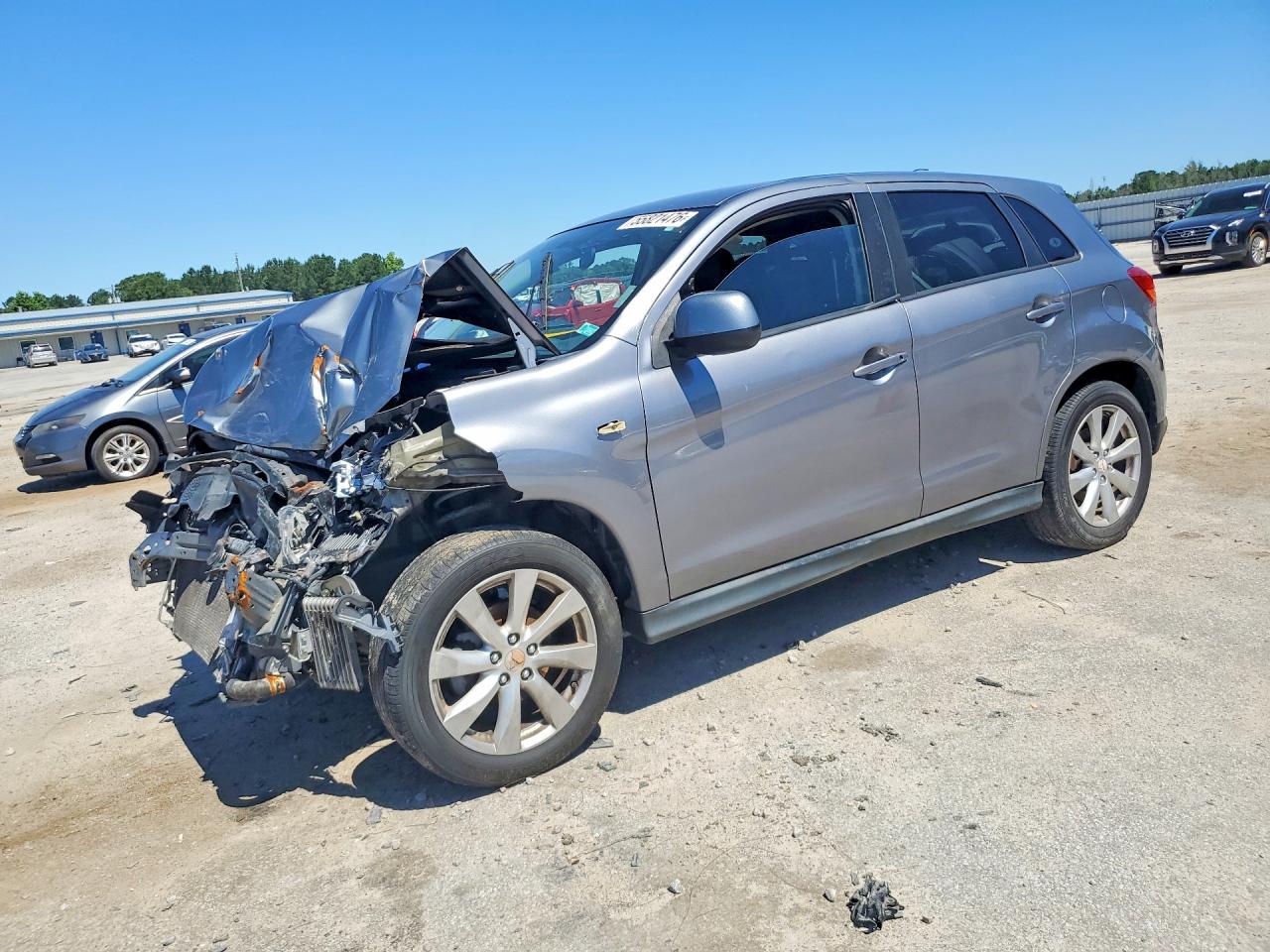 2014 MITSUBISHI OUTLANDER ES | 4A4AP3AU8EE010748 | UPCARS