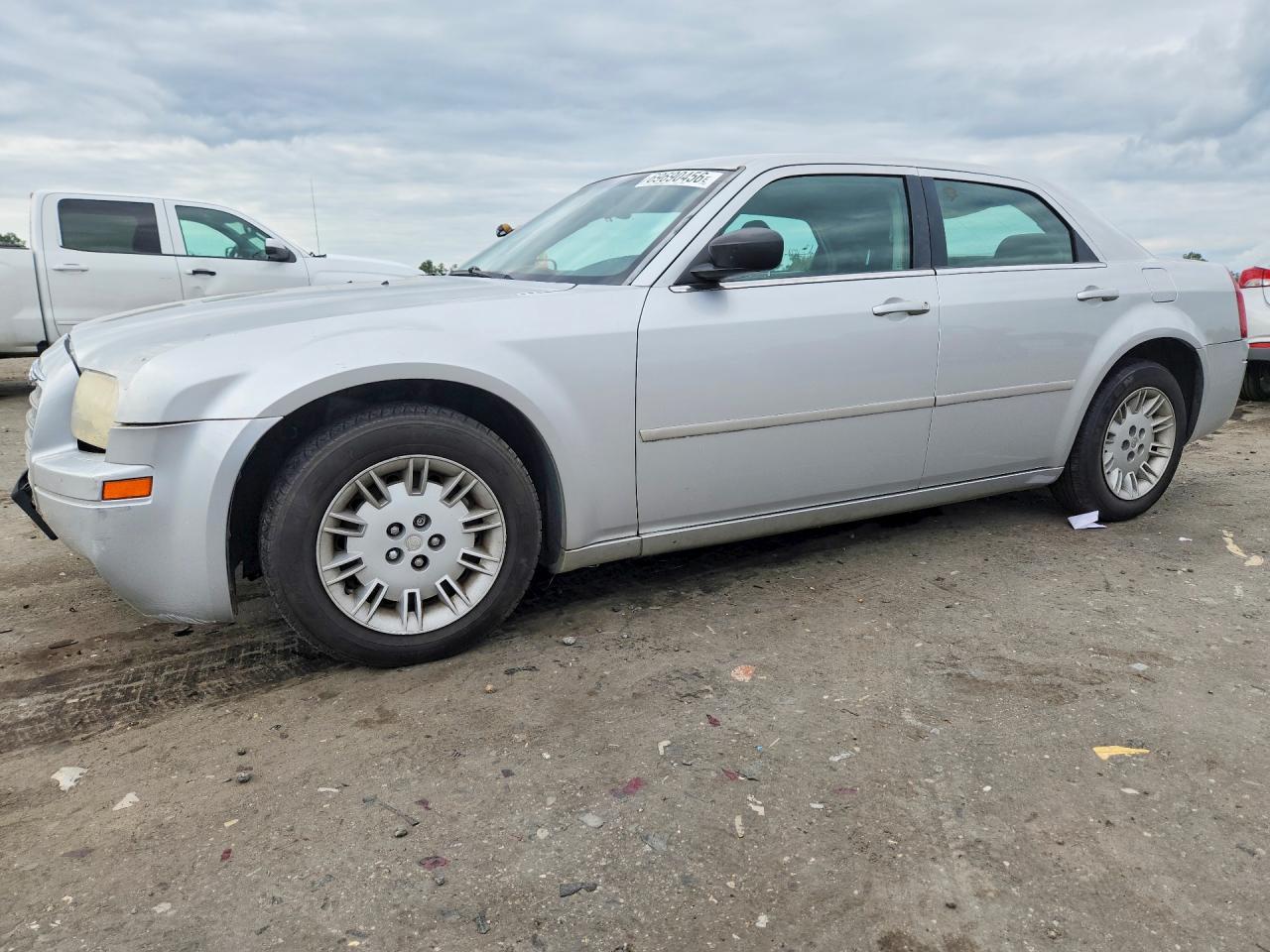 2006 CHRYSLER 300 | 2C3KA43R96H168171 | UPCARS