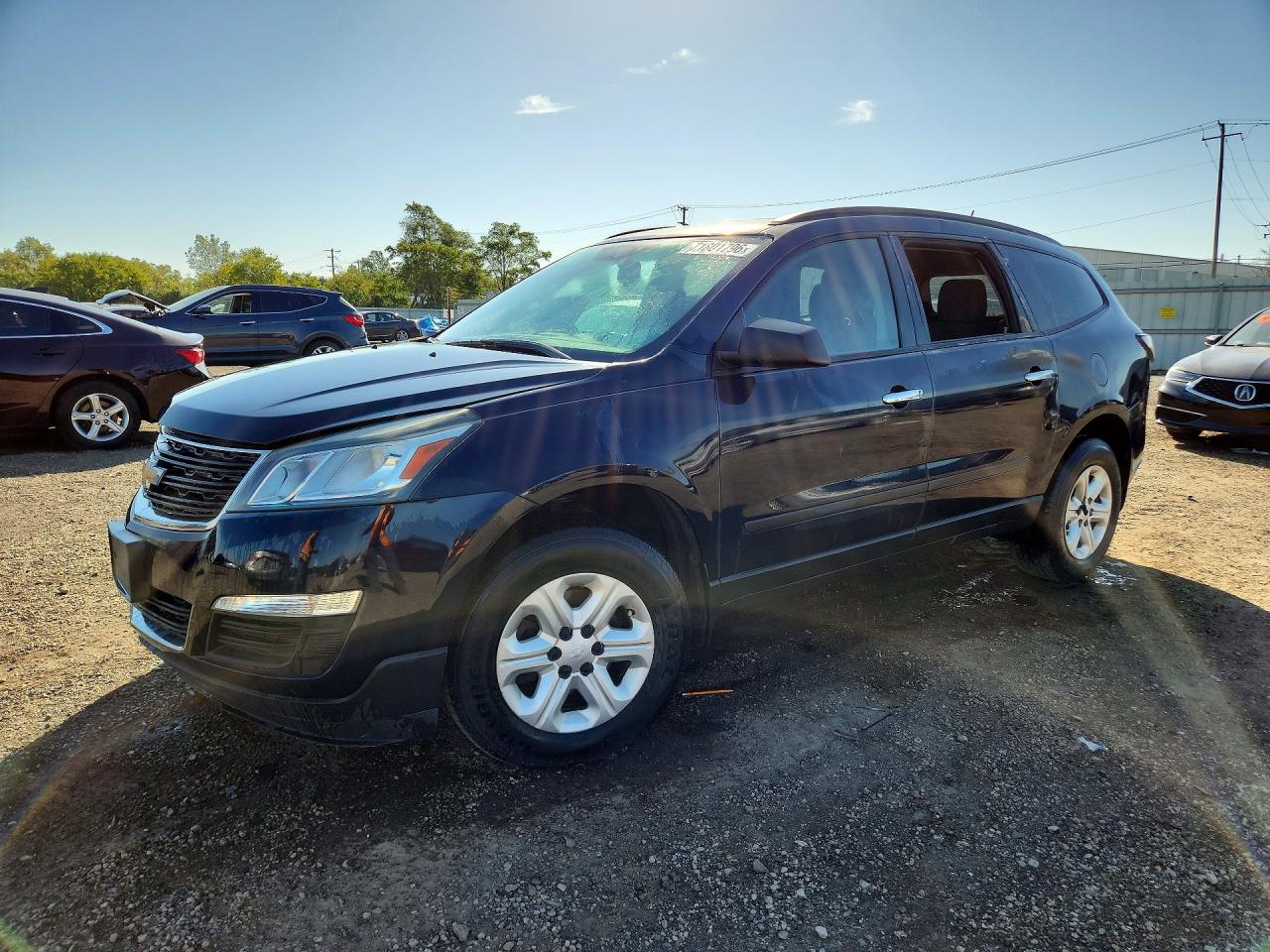 2015 CHEVROLET TRAVERSE LS | 1GNKRFED8FJ364108 | UPCARS