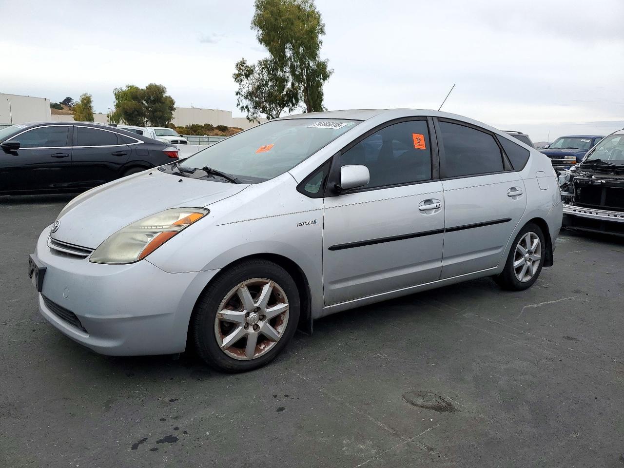 2008 TOYOTA PRIUS TOURING | JTDKB20U487717859 | UPCARS