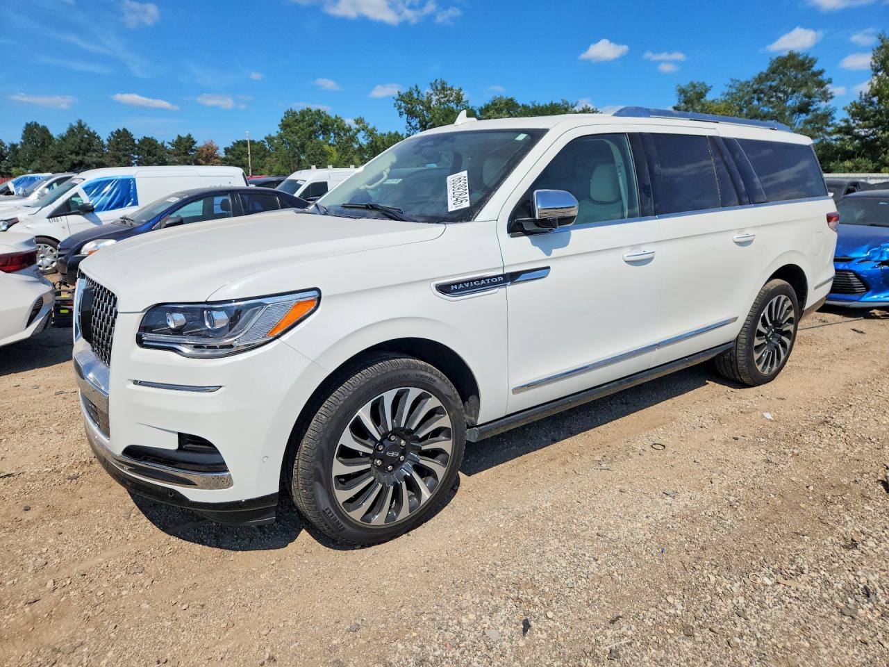 2024 LINCOLN NAVIGATOR L BLACK LABEL | 5LMJJ3TGXREL21886 | UPCARS