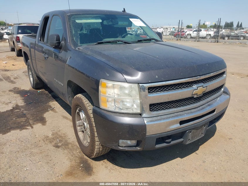 2011 CHEVROLET SILVERADO 1500 LT | 1GCRKSE38BZ138464 | UPCARS