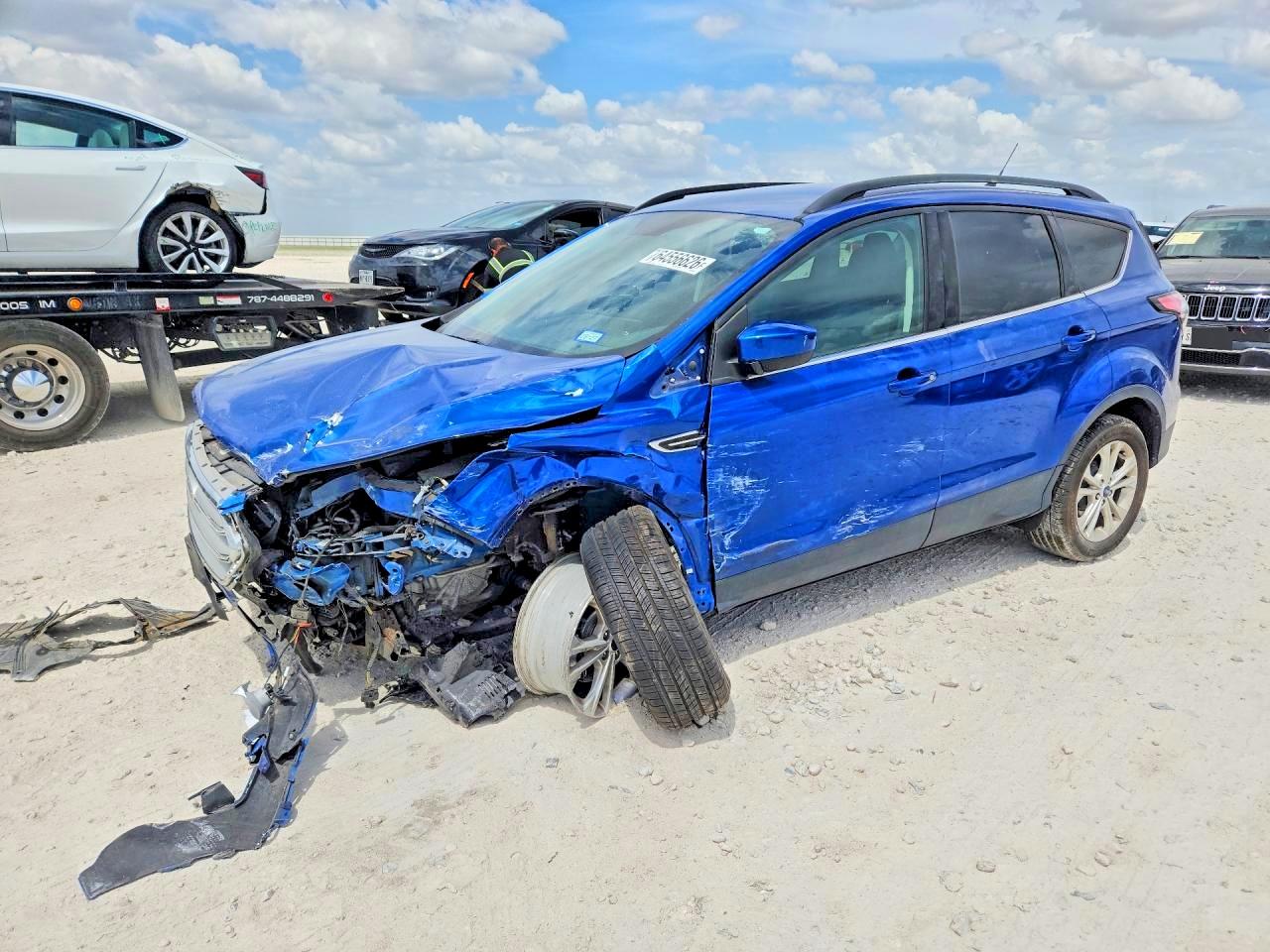 2018 FORD ESCAPE SE | 1FMCU0GD5JUD56993 | UPCARS