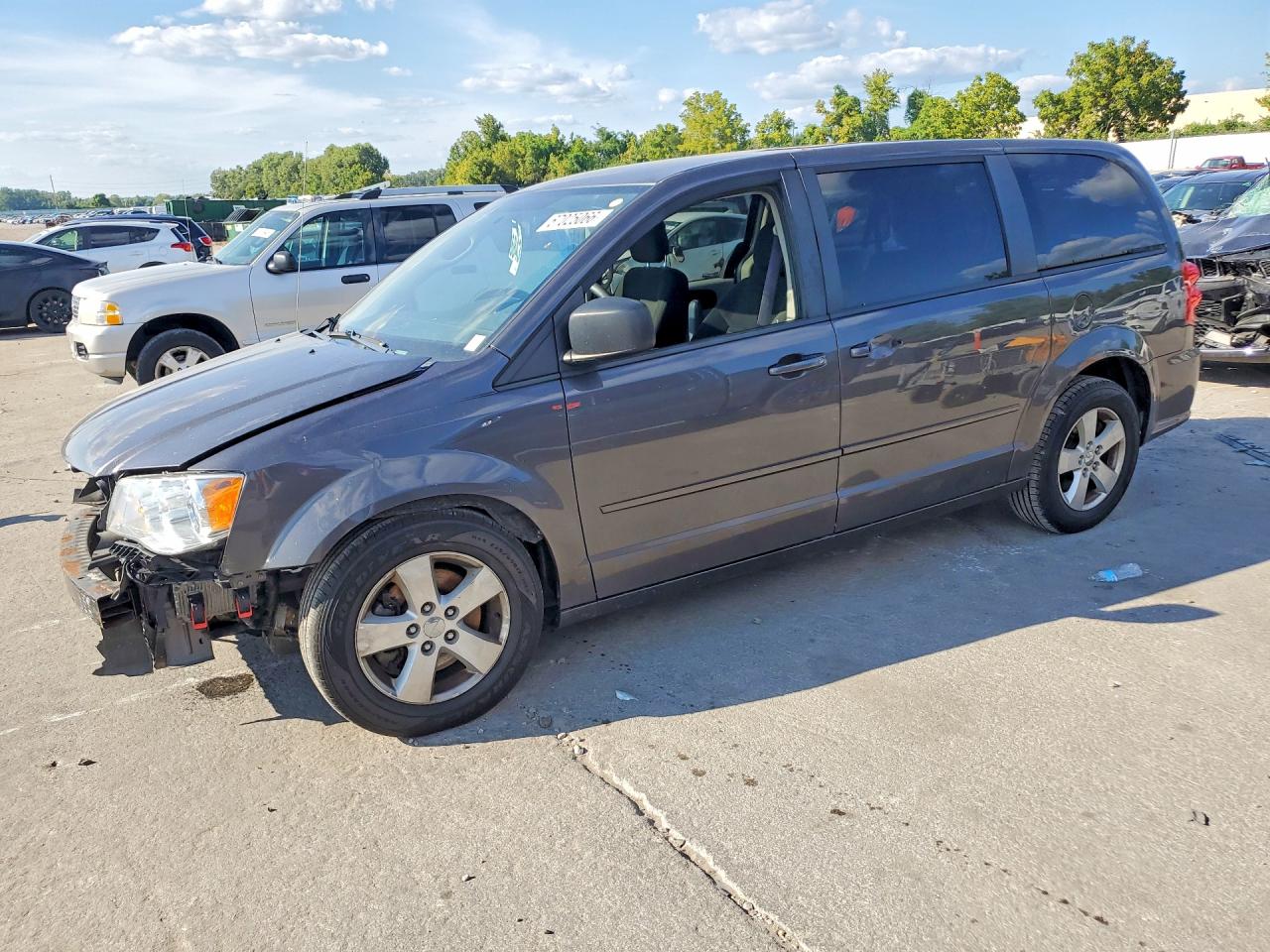2015 DODGE CARAVAN SE | 2C4RDGBG5FR606195 | UPCARS